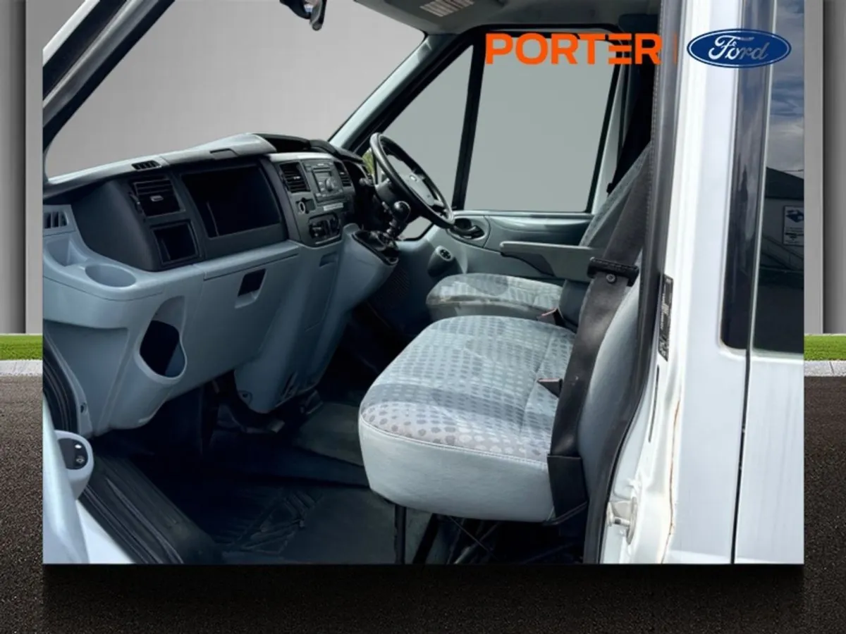 Ford Transit 2.2t 350L DRW CRW CAB Dropside 125PS - Image 3