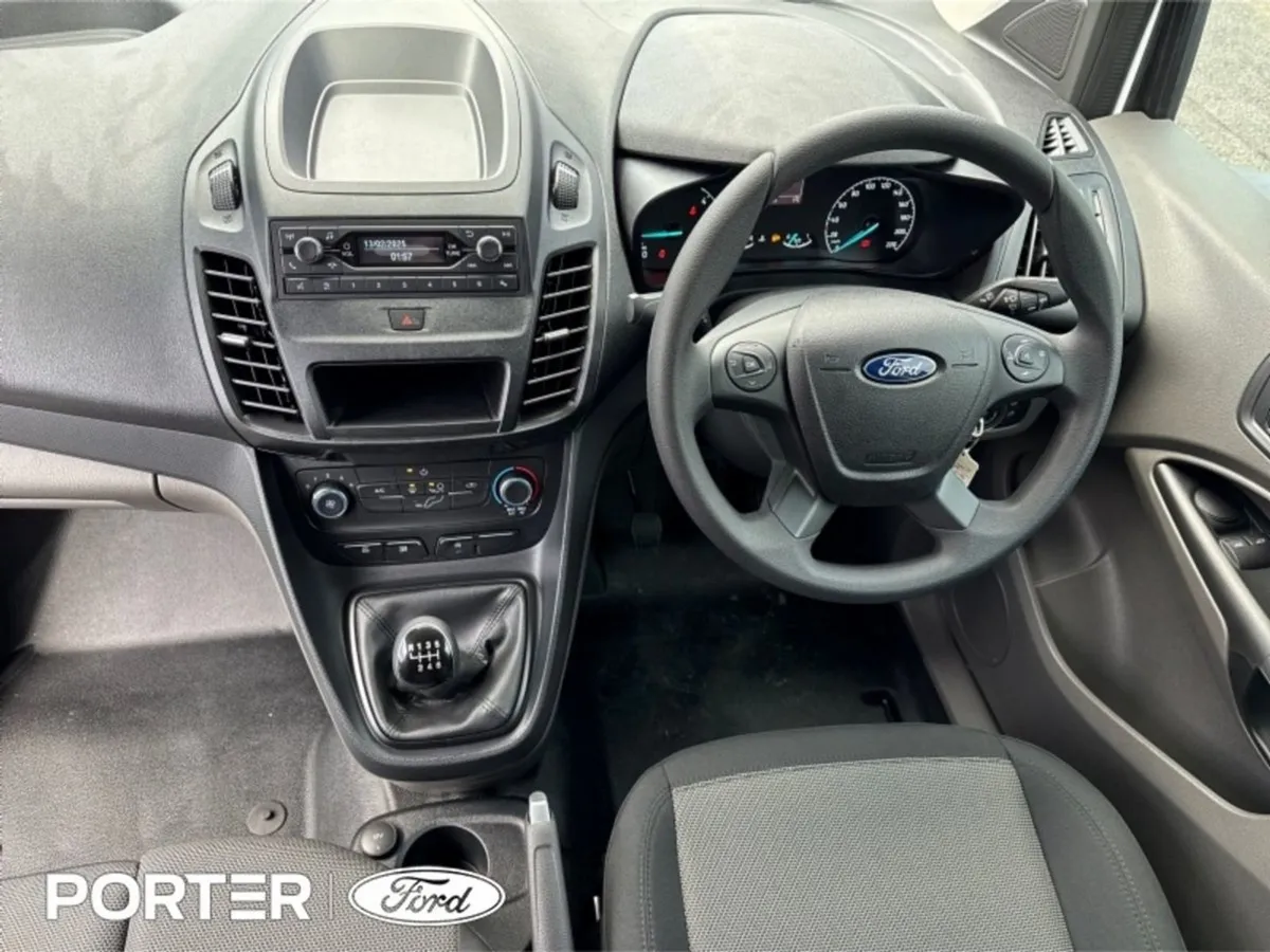 Ford Transit Connect  3 Seater 1.5 TDCI Base 75ps - Image 2