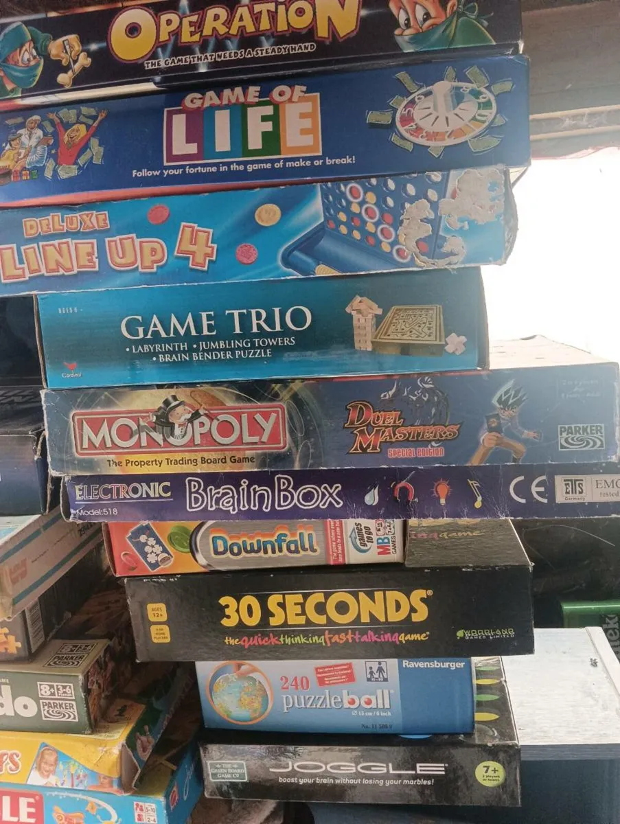Large set games , racing track, operation lotsmore - Image 1
