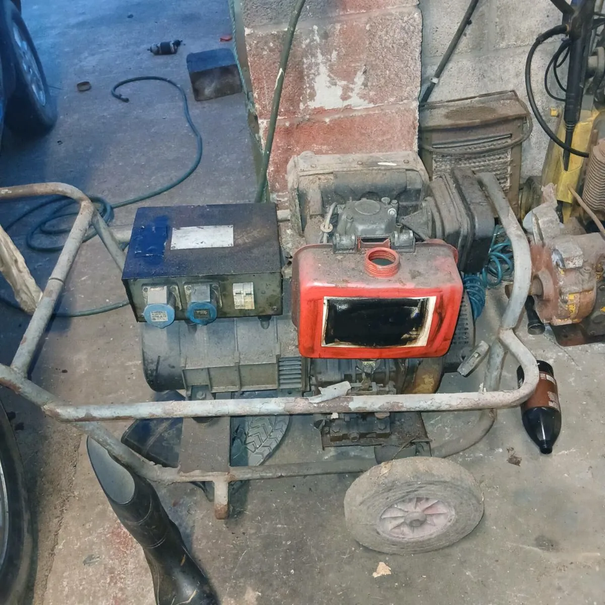 Diesel generator