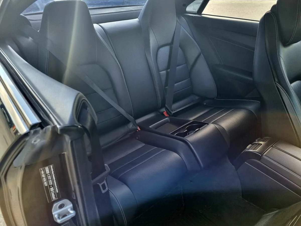 Mercedes-Benz E-250 AMG Coupe - Image 2