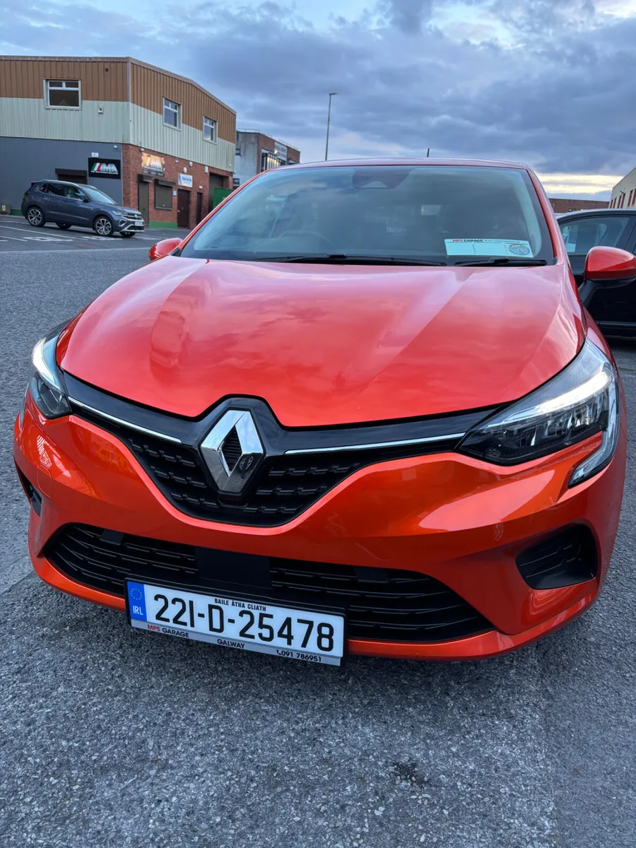 2022 Renault Clio Dinamique SCe65 - Image 4