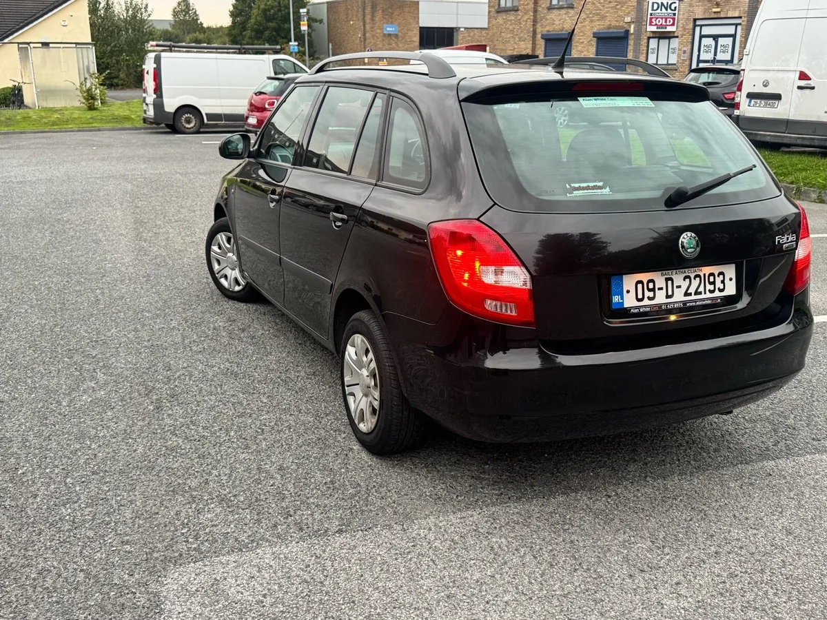 2009 SKODA FABIA 1.4TDI - Image 4
