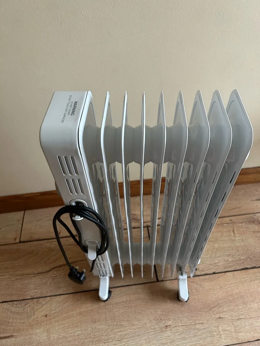 2 x 2000W Oil Filled Radiators - Image 2