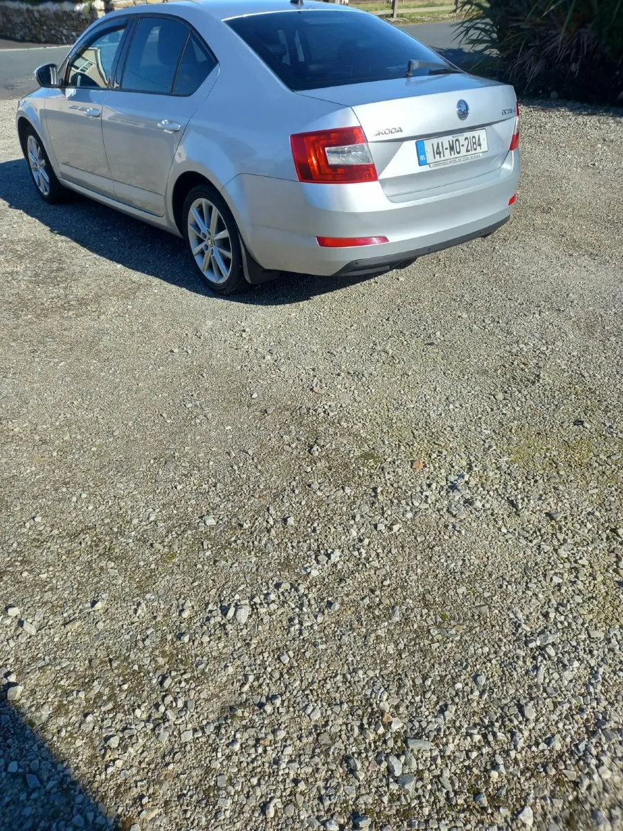 🚗 2014 Skoda Octavia 1.6 TDI CR Elegance 105PS 5D - Image 2