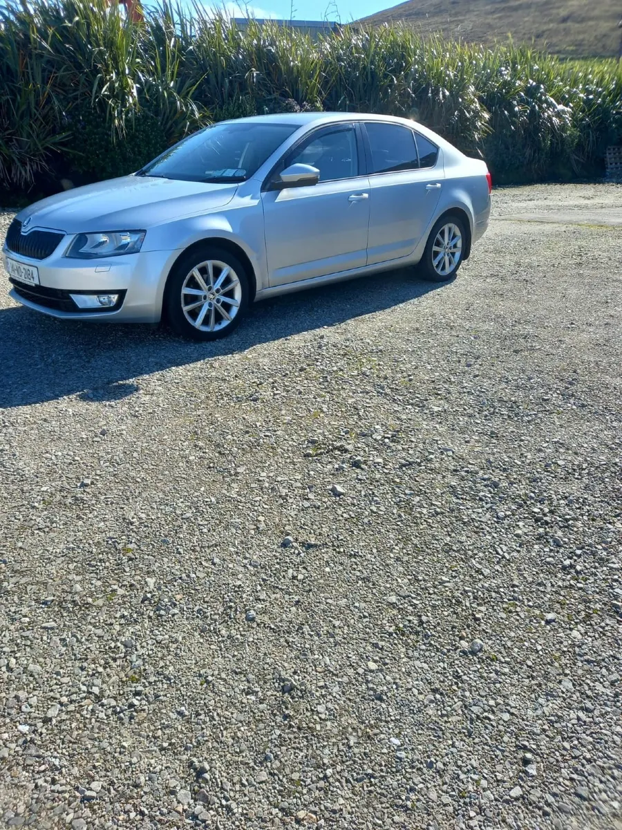 🚗 2014 Skoda Octavia 1.6 TDI CR Elegance 105PS 5D - Image 4