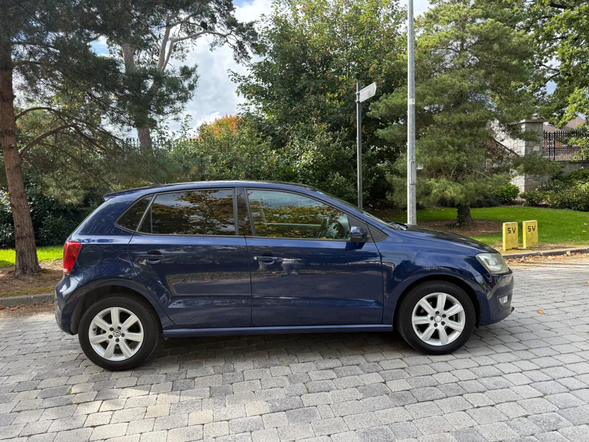 Volkswagen Polo 2013 DSG AUTOMATIC - Image 3
