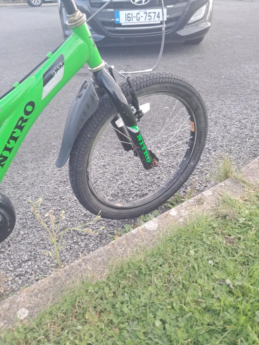 Boys bike - Image 3