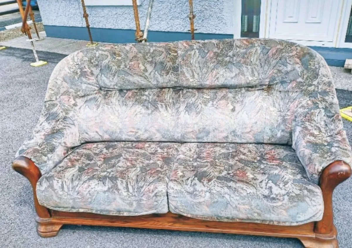 Sofa - Image 3