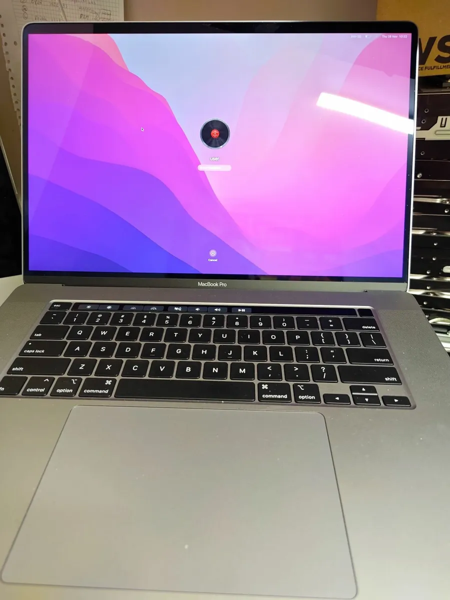 MacBook pro 16 inch - Image 1