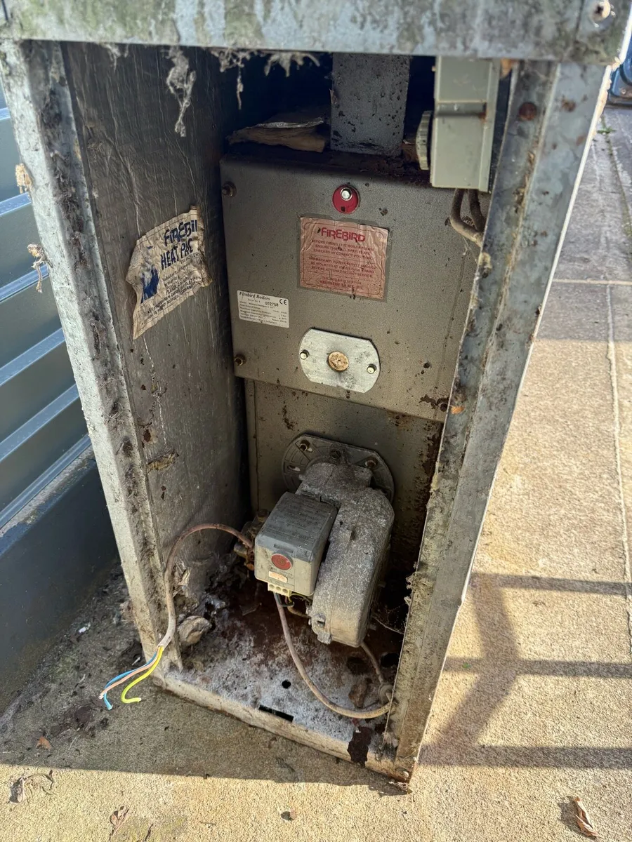 Oil boiler - Image 2