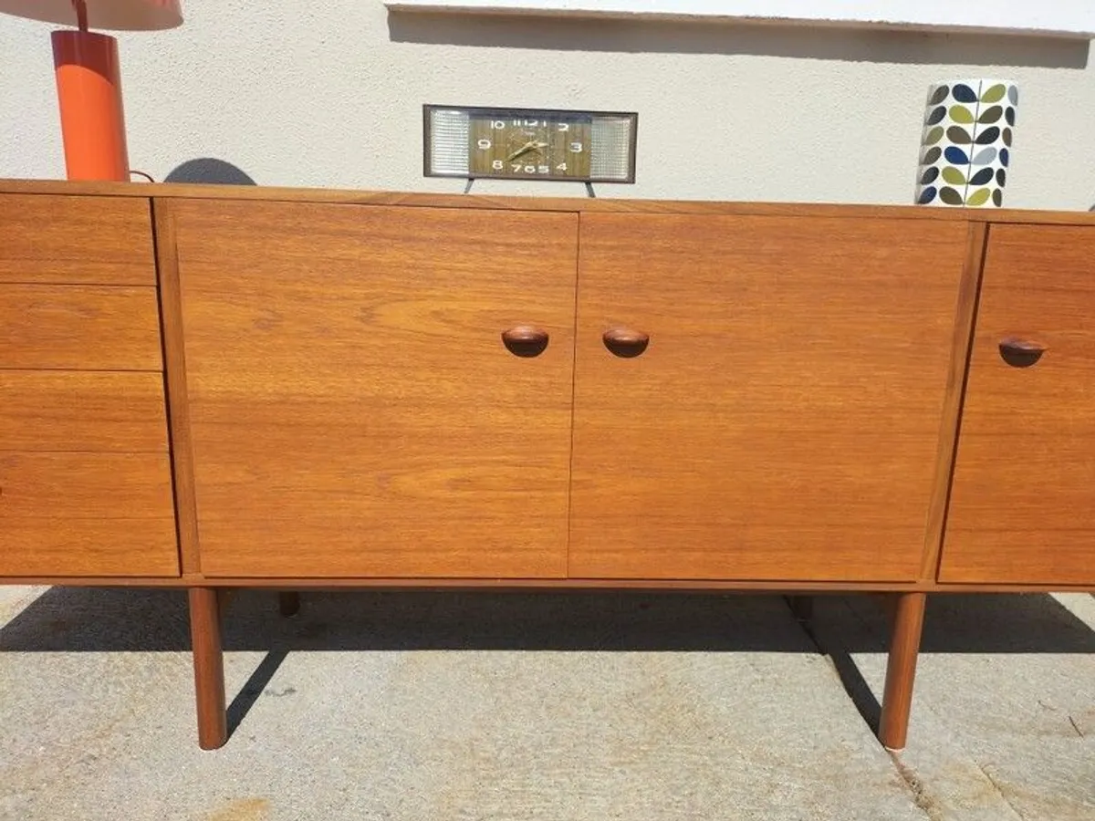 Mid Century Vintage  Kofod Larsen G Plan Danish Range Sideboard - Image 4