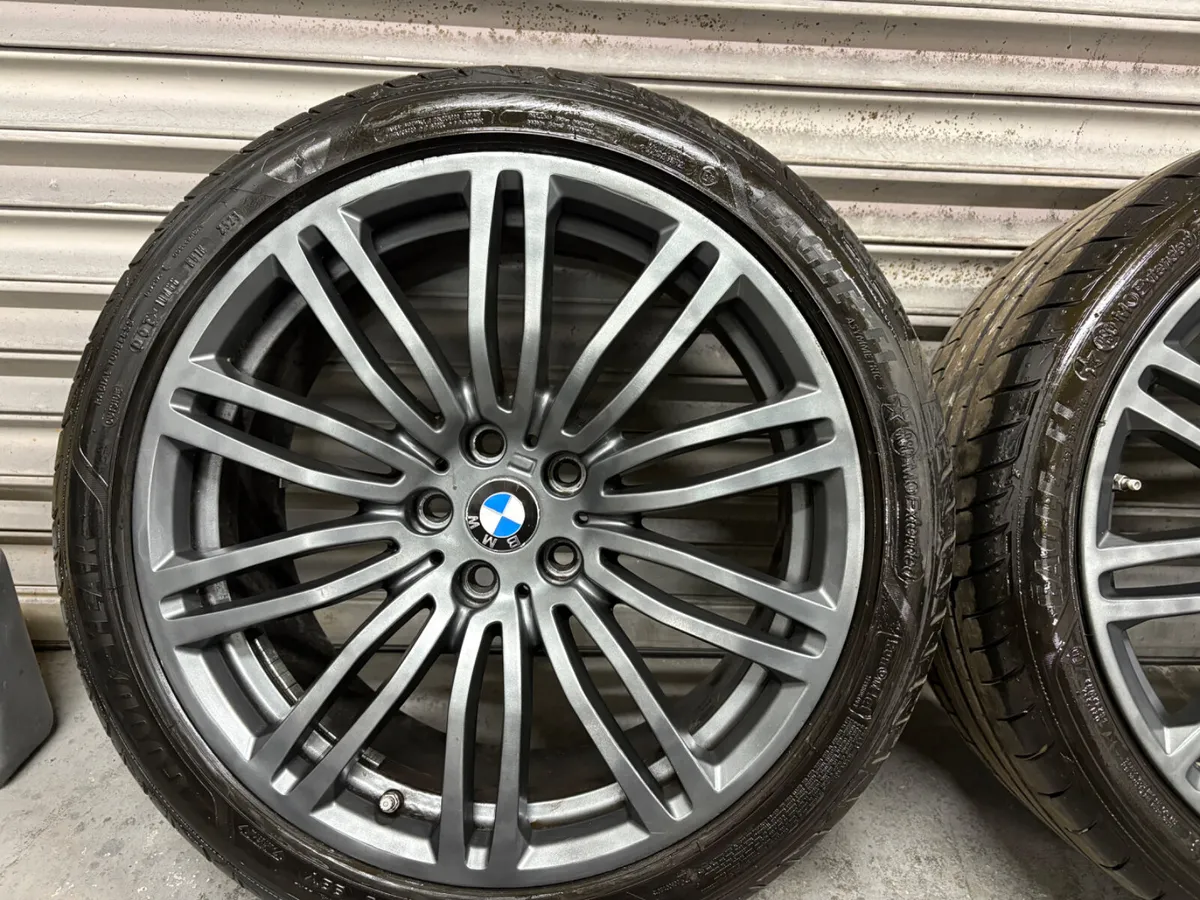BMW 5 Series M-Sport Alloys 19” - Image 2