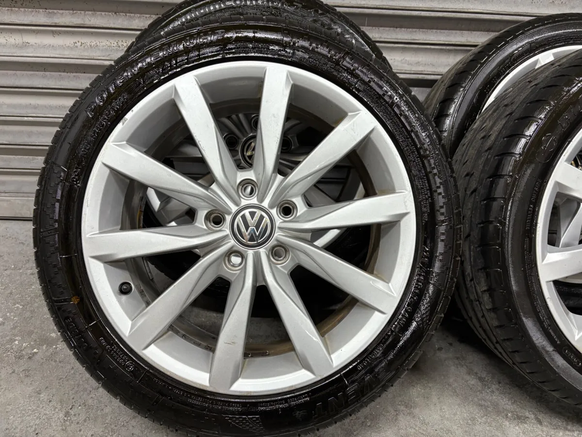 Volkswagen Golf Highline 17” Alloys - Image 4