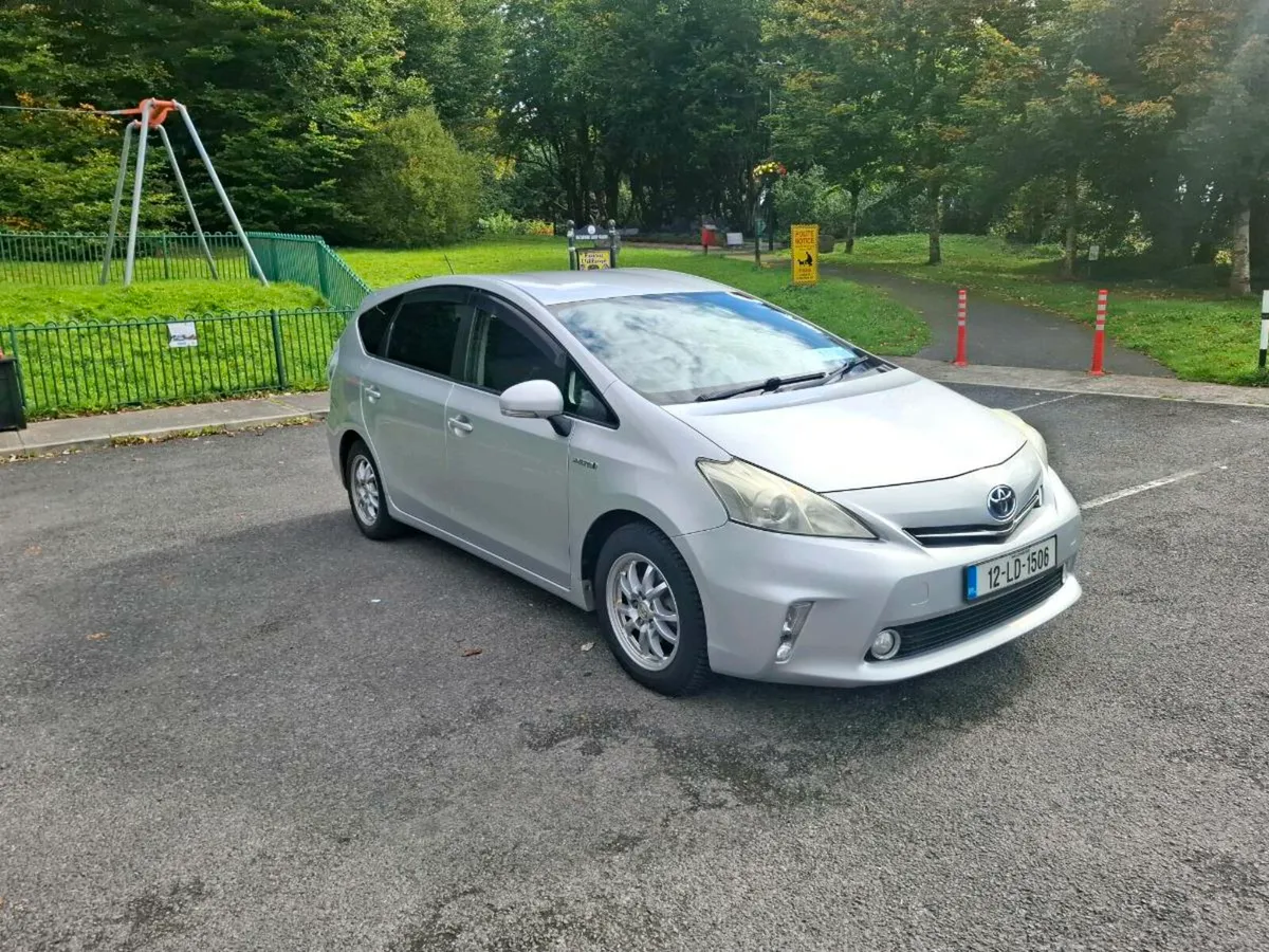 Toyota prius plus - Image 1