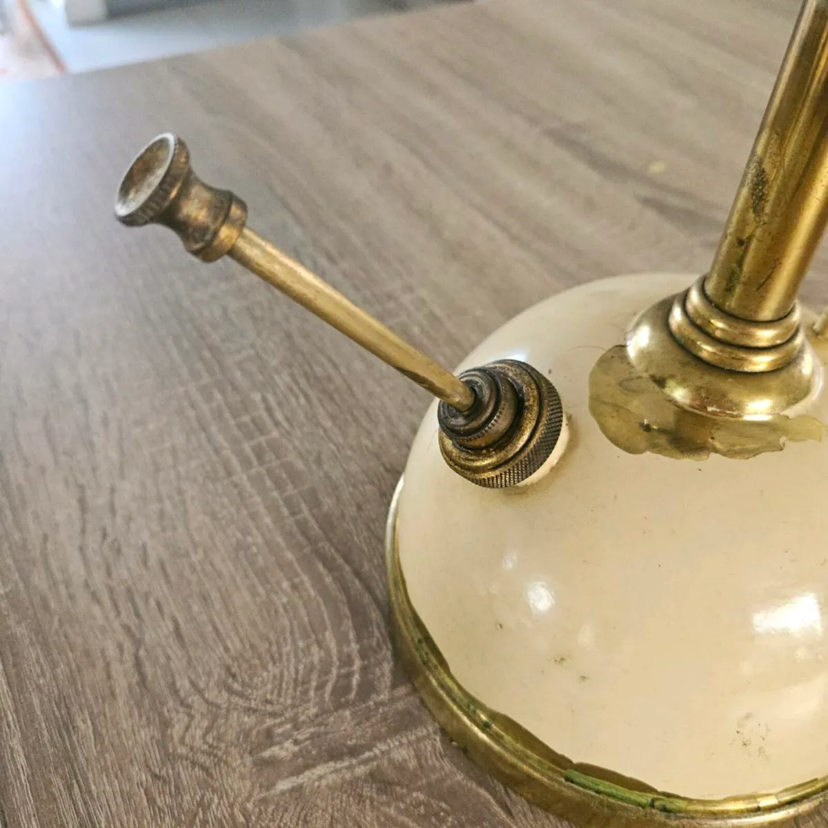 Antique tilley lamp - Image 4