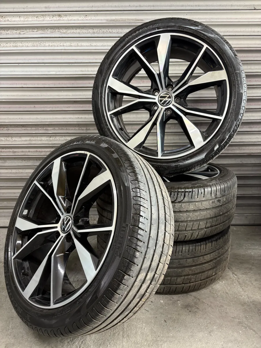 Volkswagen Tiguan R-Line 20” Alloys - Image 1