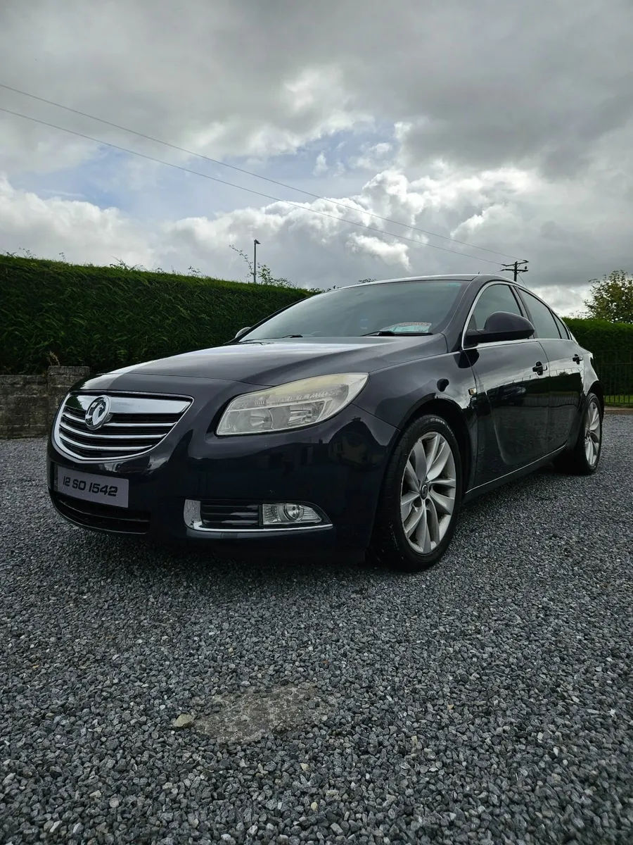 Vauxhall Insignia 2012 - Image 1