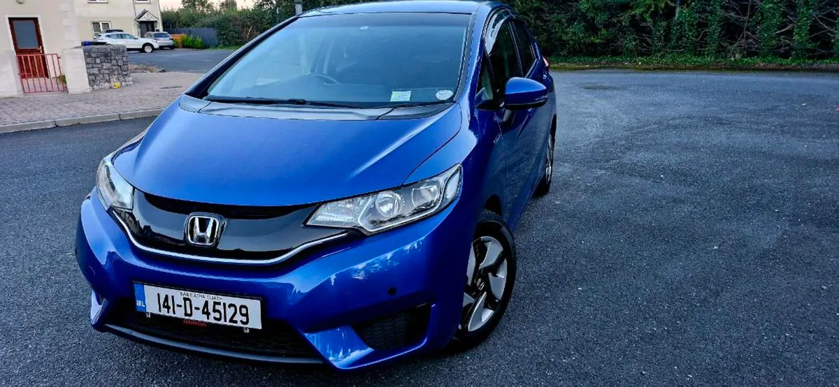 Honda fit Hybrid NEWNCT - Image 3