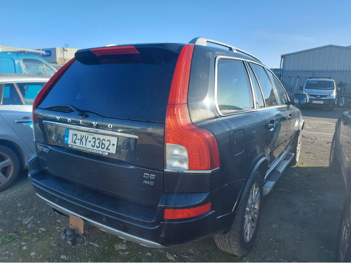 Volvo XC90 90 SERIES D5 EXECUTIVE 197BHP 5DR A AUT - Image 4