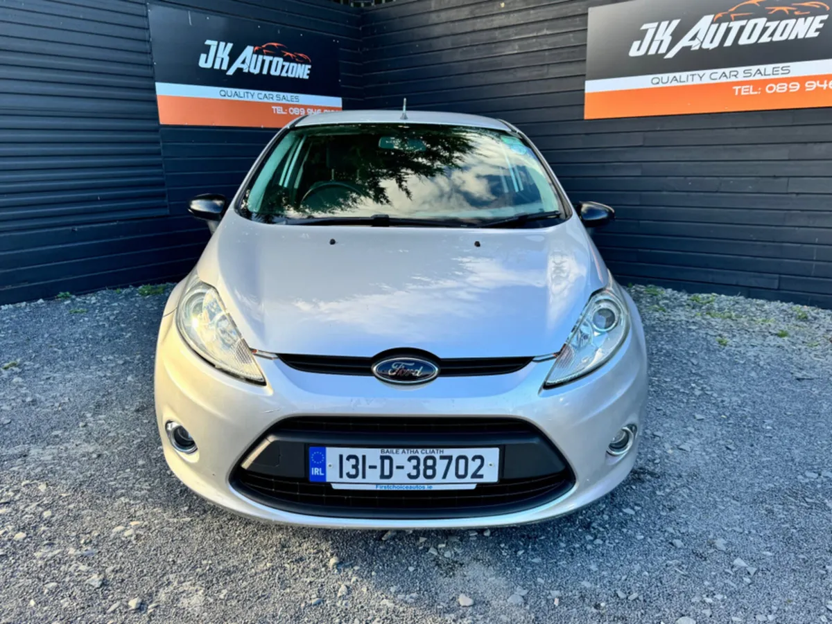 Ford Fiesta 1.25 ZETEC 3DR ARGENTO - Image 2