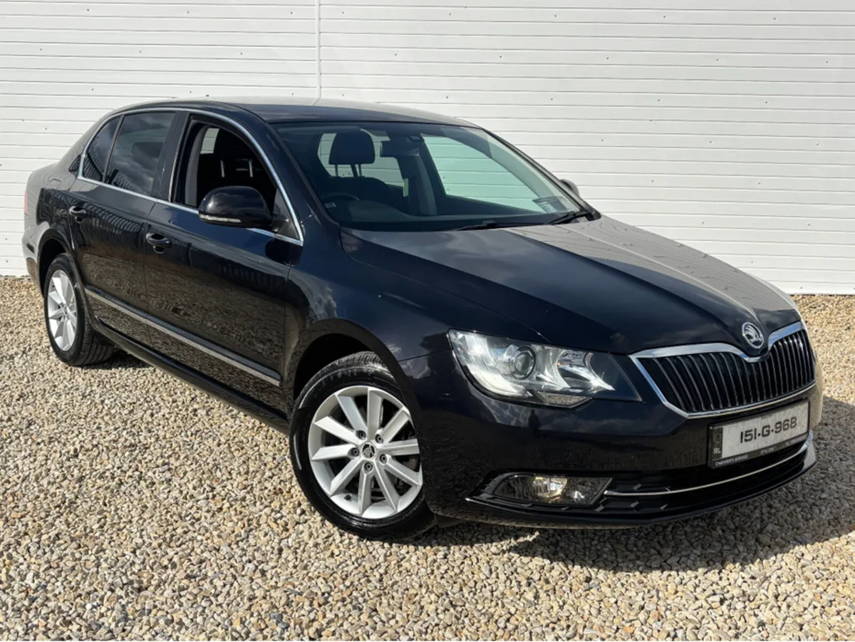 Skoda Superb AMBITION 1.6 TDI 105HP 4 4DR - Image 2