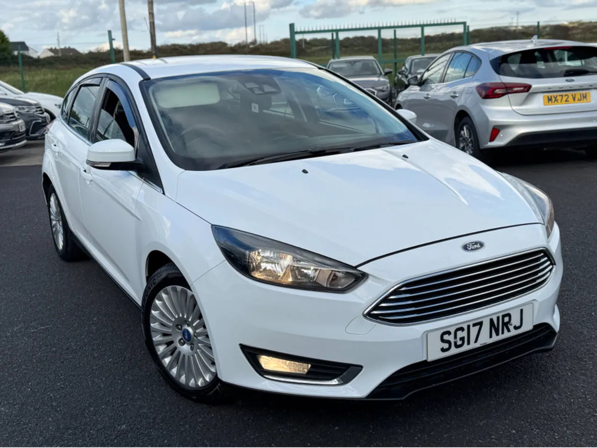 Ford Focus TITANIUM TDCI - Image 2