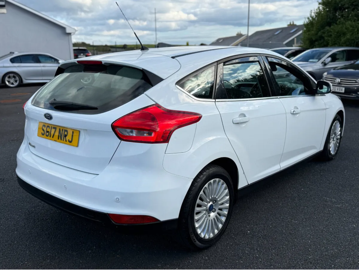 Ford Focus TITANIUM TDCI - Image 4