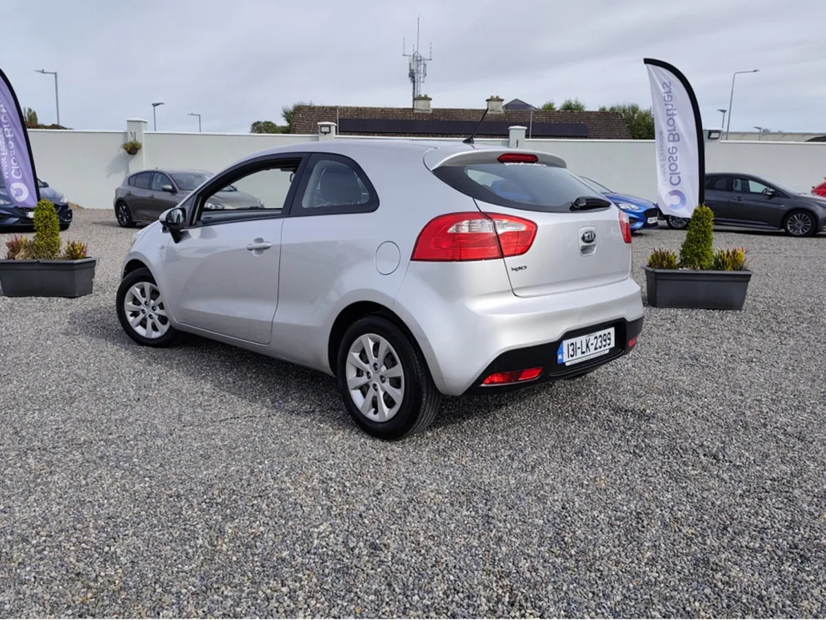 Kia Rio 1.25 1 AIR 3DR - Image 2