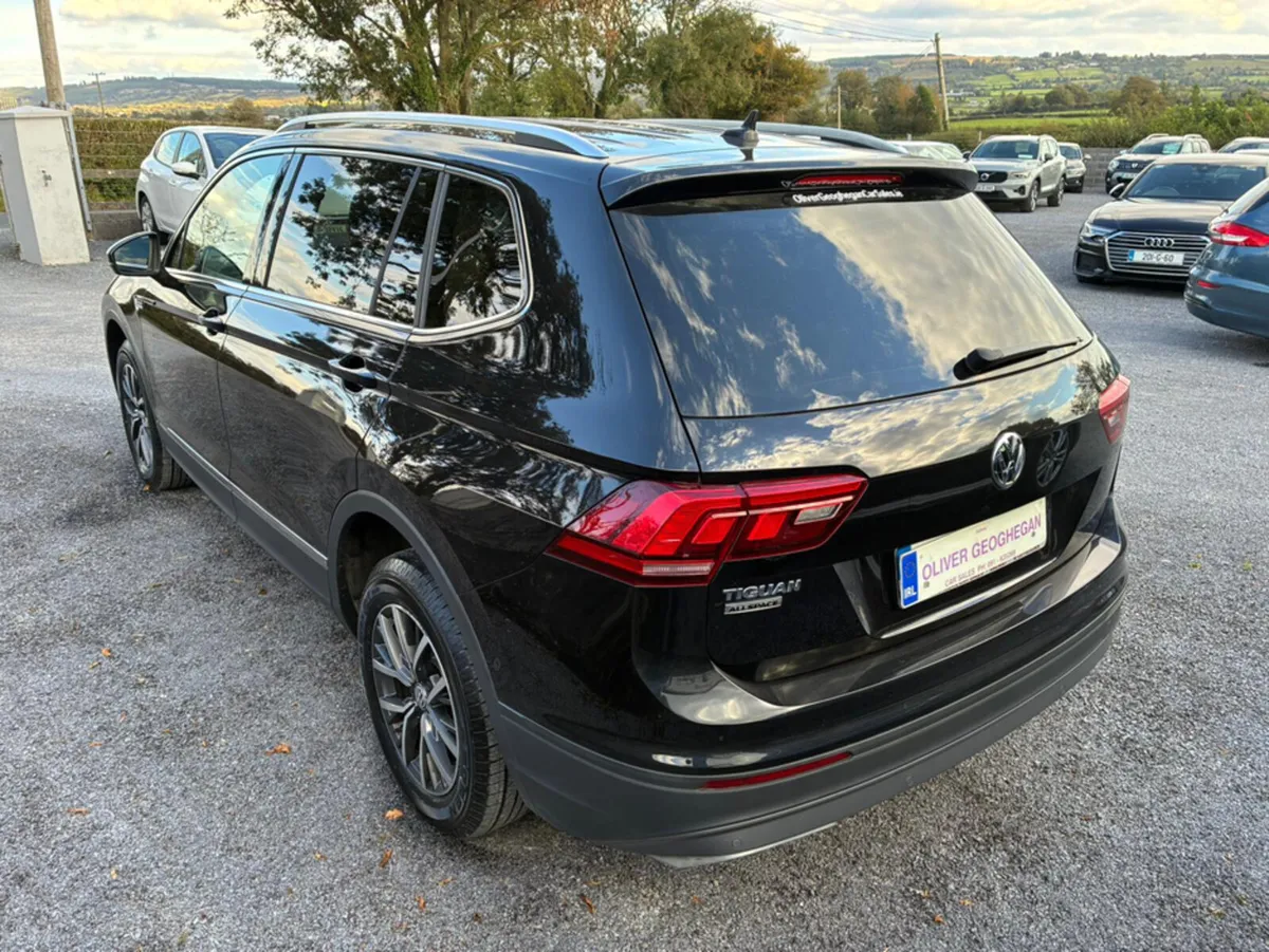Volkswagen Tiguan Allspace COMFORTLINE 2.0 TDI MAN - Image 3