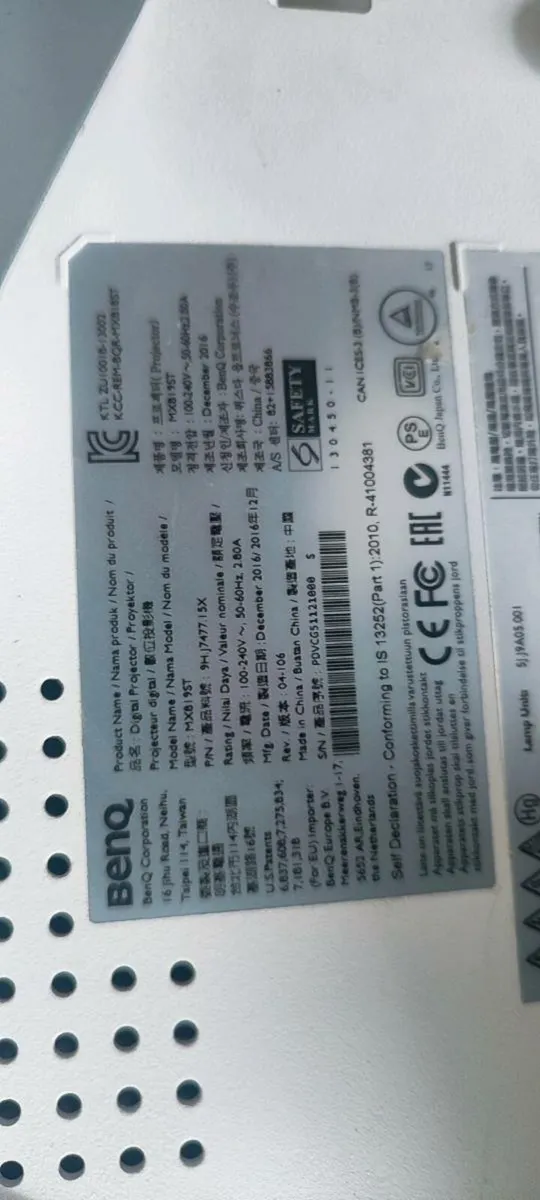 Benq MX819ST DLP Projector - Image 3