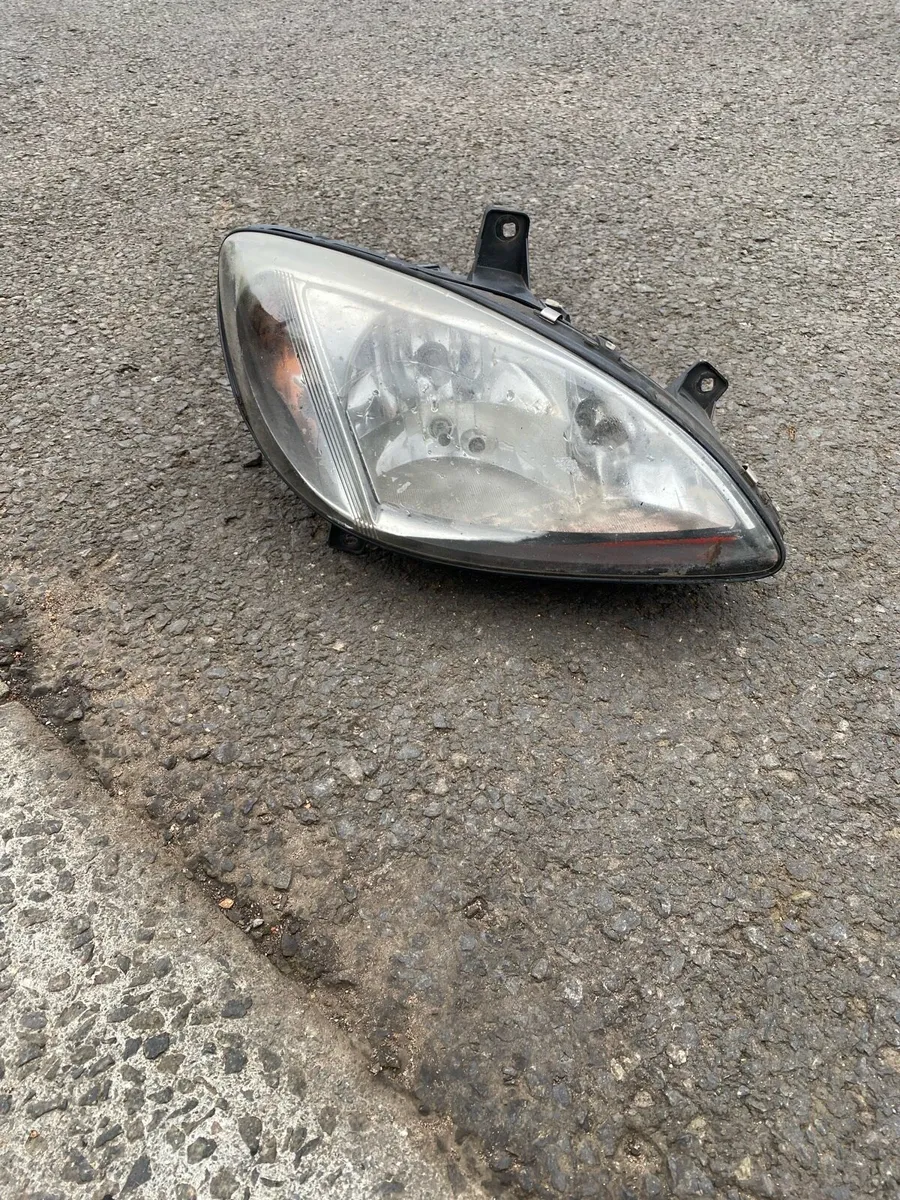 Mercedes Vito 2003-2011 W639 - Image 1