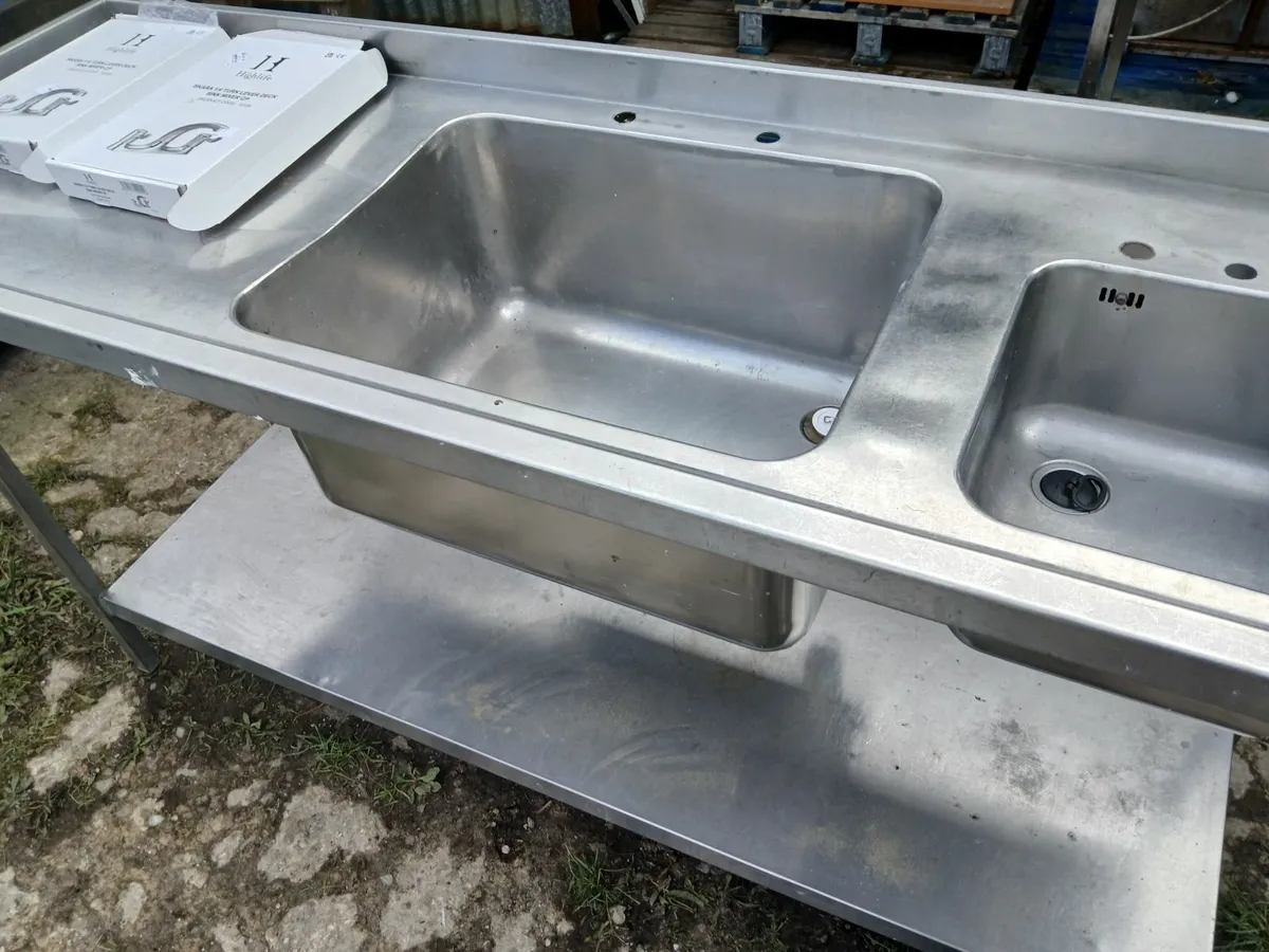 Staneless steel cabbinet double sink unit.... - Image 4