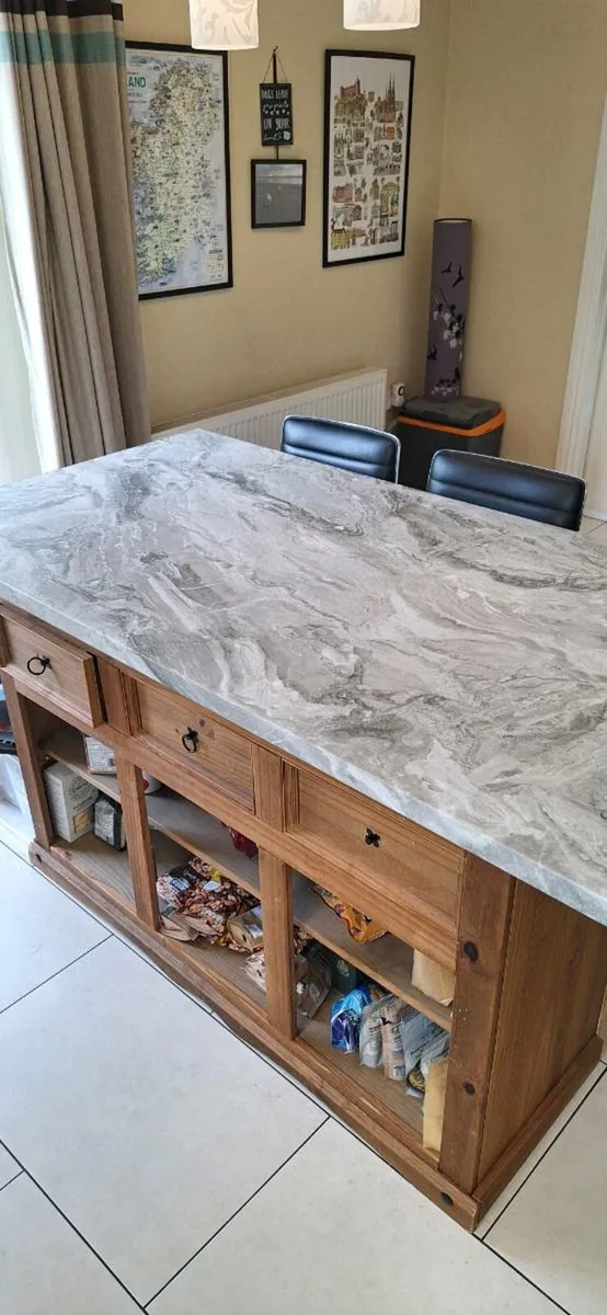 Kitchen Island & 3 Stools - Image 3