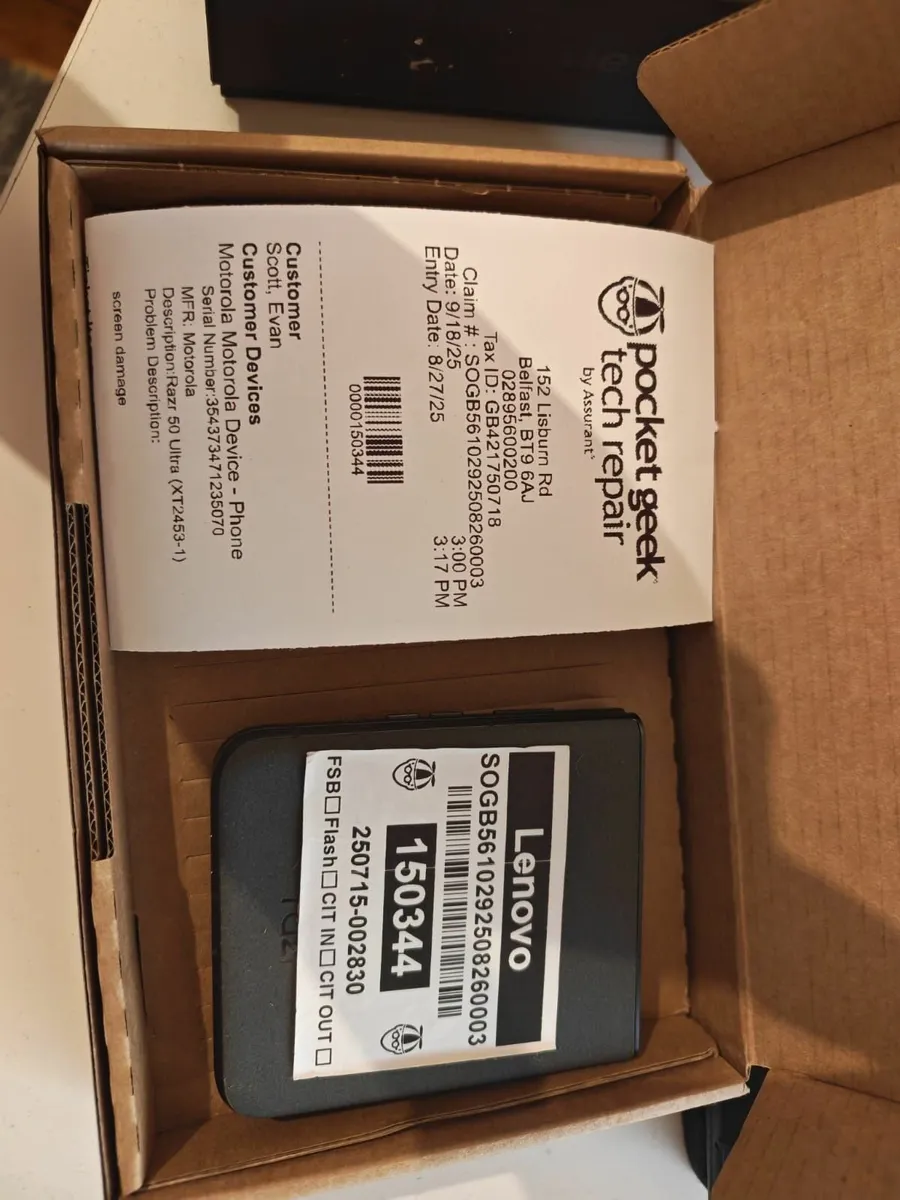 Motorola Razr 50 - Image 3