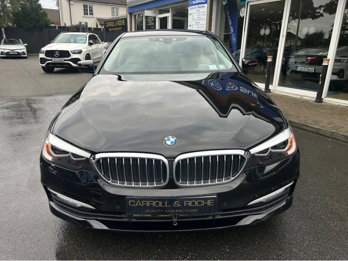 BMW 5-Series 520D SE - Beautiful Low Mileage in Bl - Image 3
