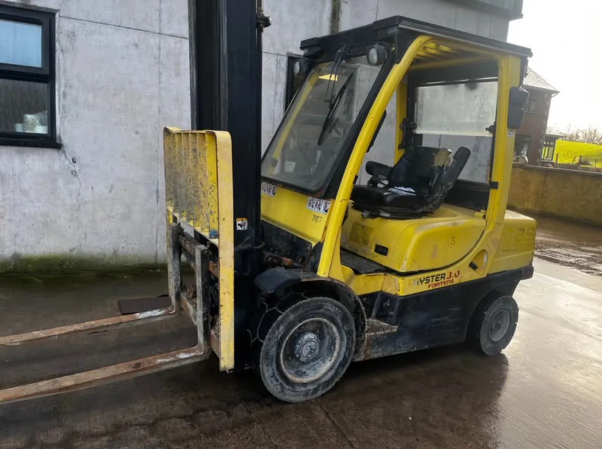 Hyster forklift 3 ton - Image 1