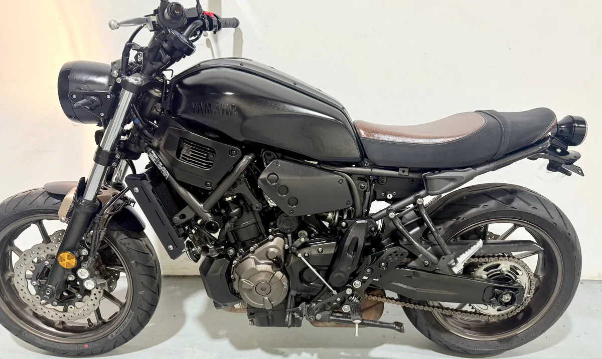 YAMAHA XSR 700 - Image 1