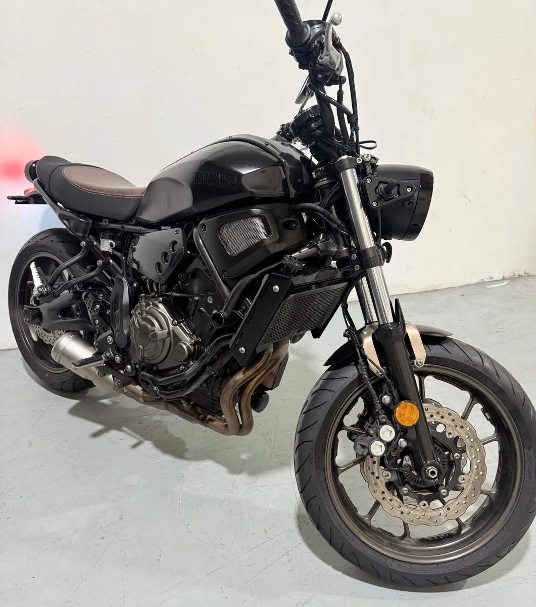 YAMAHA XSR 700 - Image 2