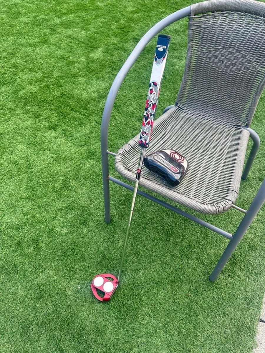 Odyssey 2 Ball Fang Putter - Image 4