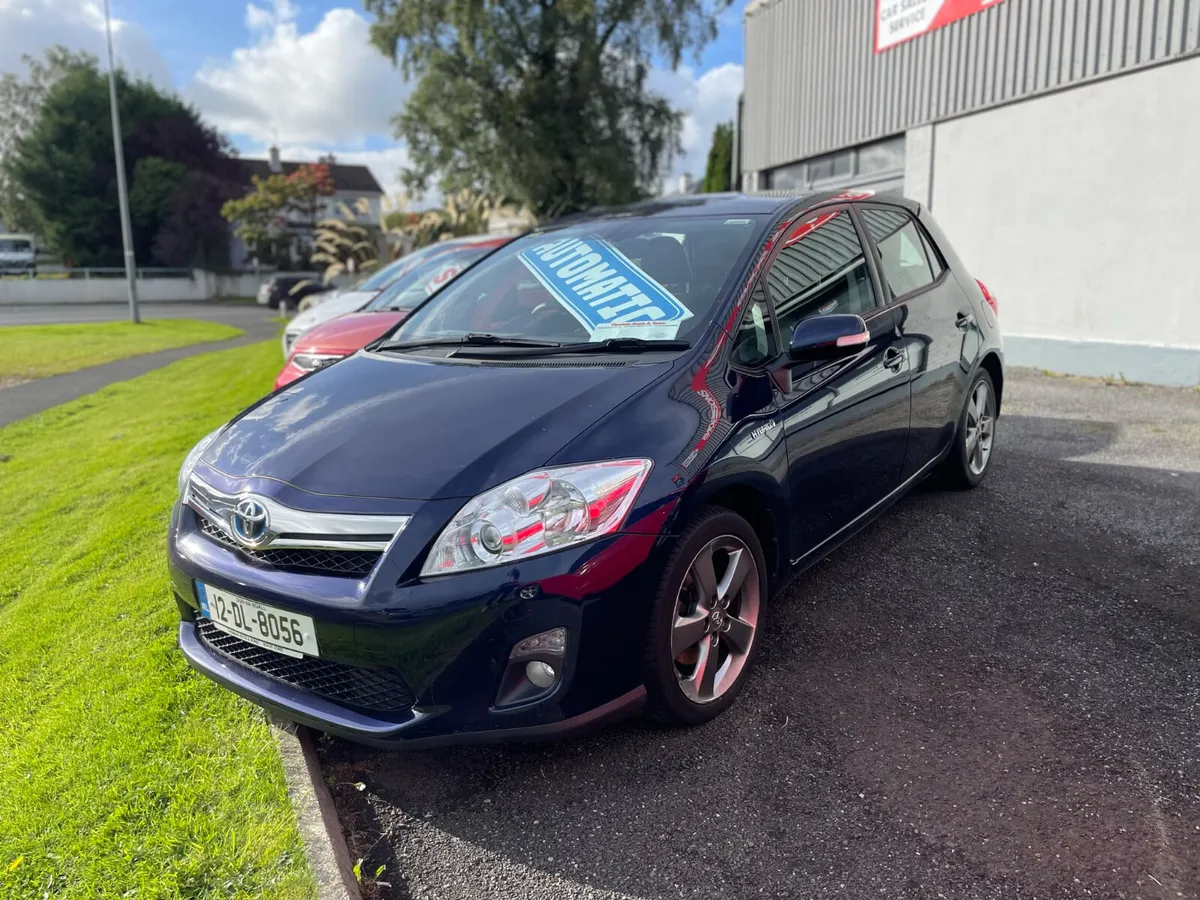 2012 Toyota Auris Automatic Petrol Hybrid - Image 1