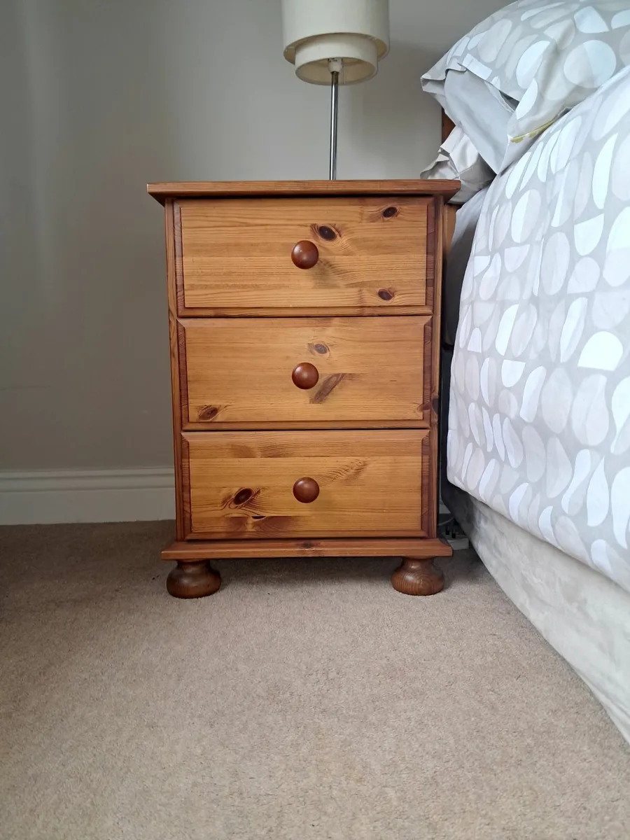 Bedroom Furniture Suite - Image 2