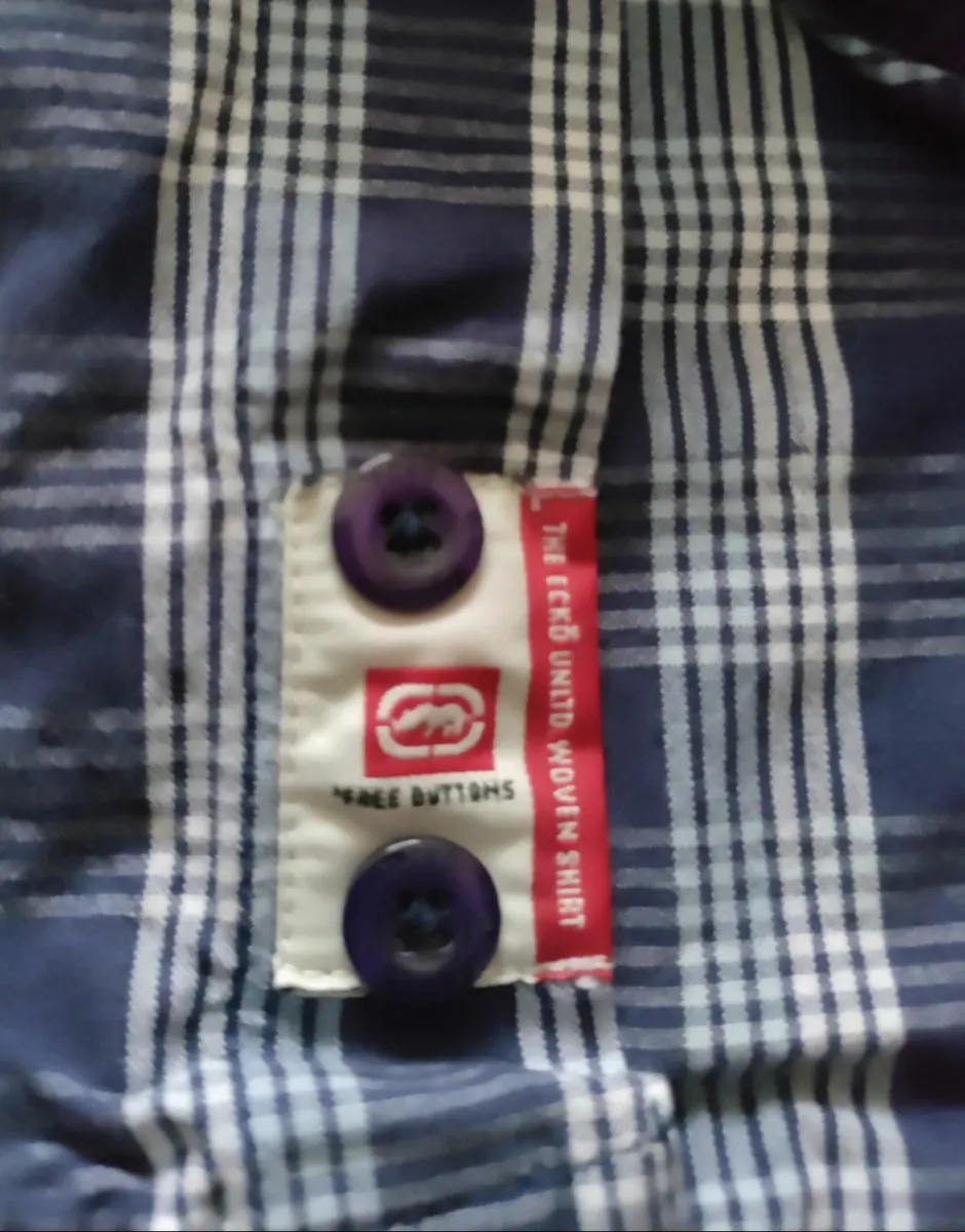 Marc Ecko Unltd S/S shirt M - Image 3