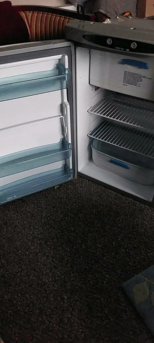 Thetford n112 3 way fridge spares or repair - Image 2
