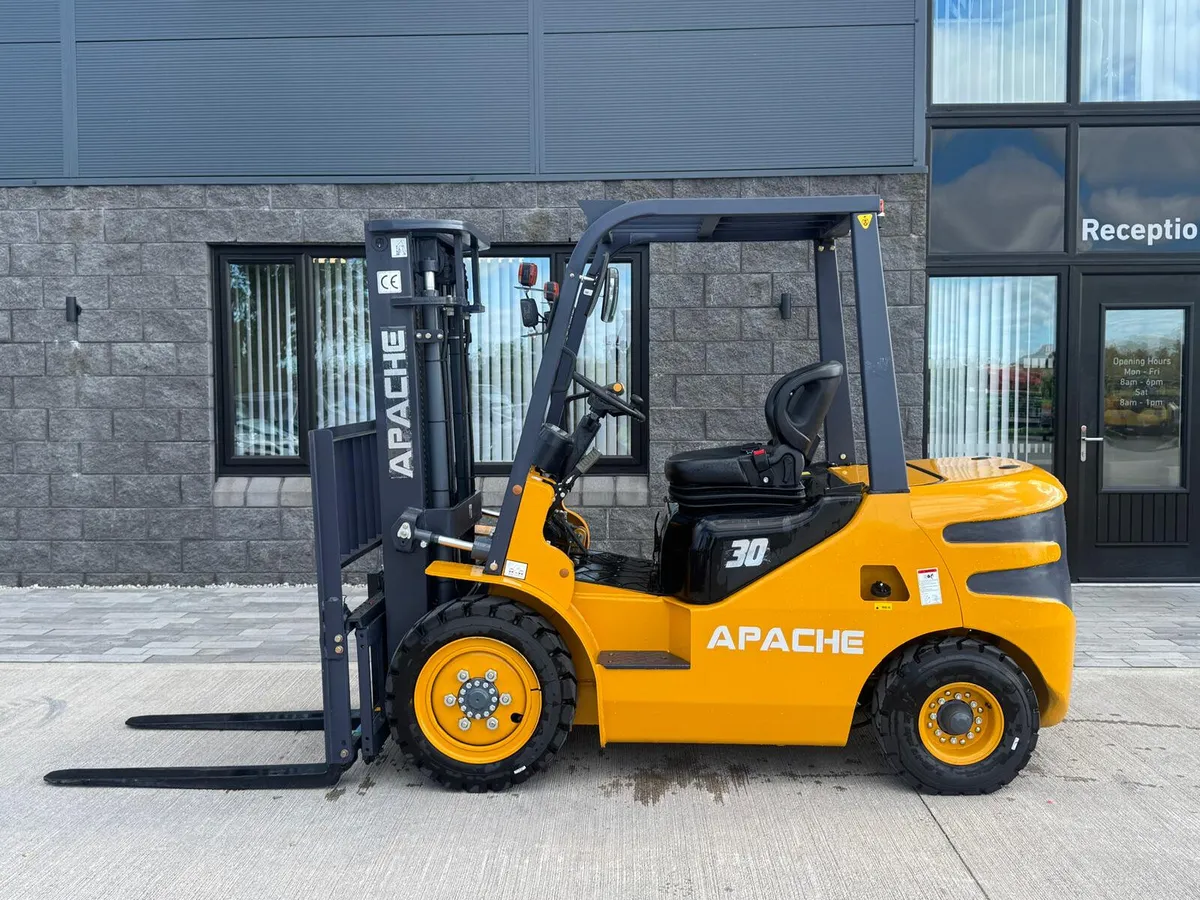 2025 Apache HH307 Forklift - Image 1