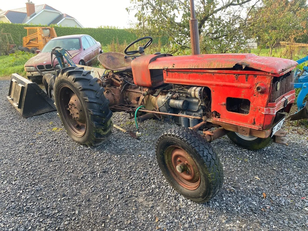 Breaking Zetor 3511 - Image 2