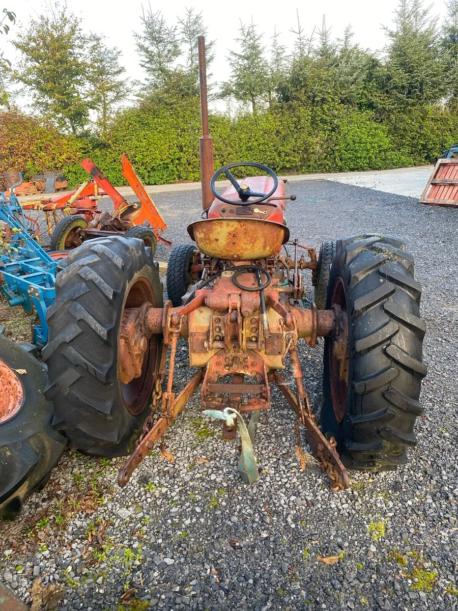 Breaking Zetor 3511 - Image 3