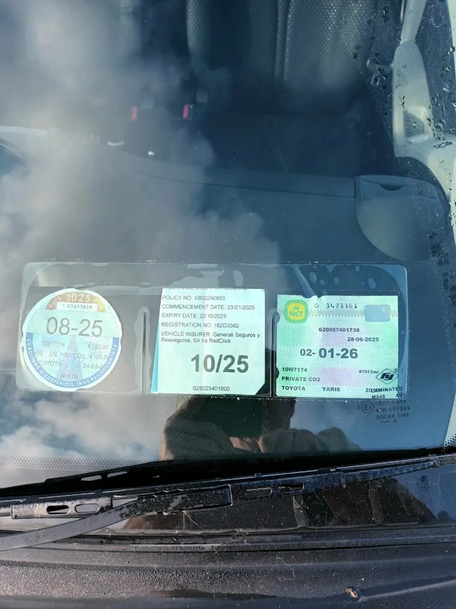 Motor vehicle - Image 2