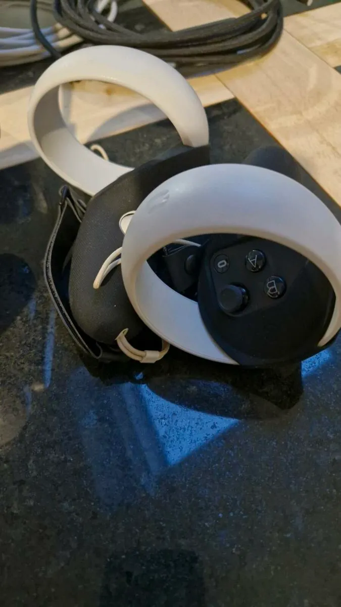 Meta Quest 2 VR 256Gb - Image 3