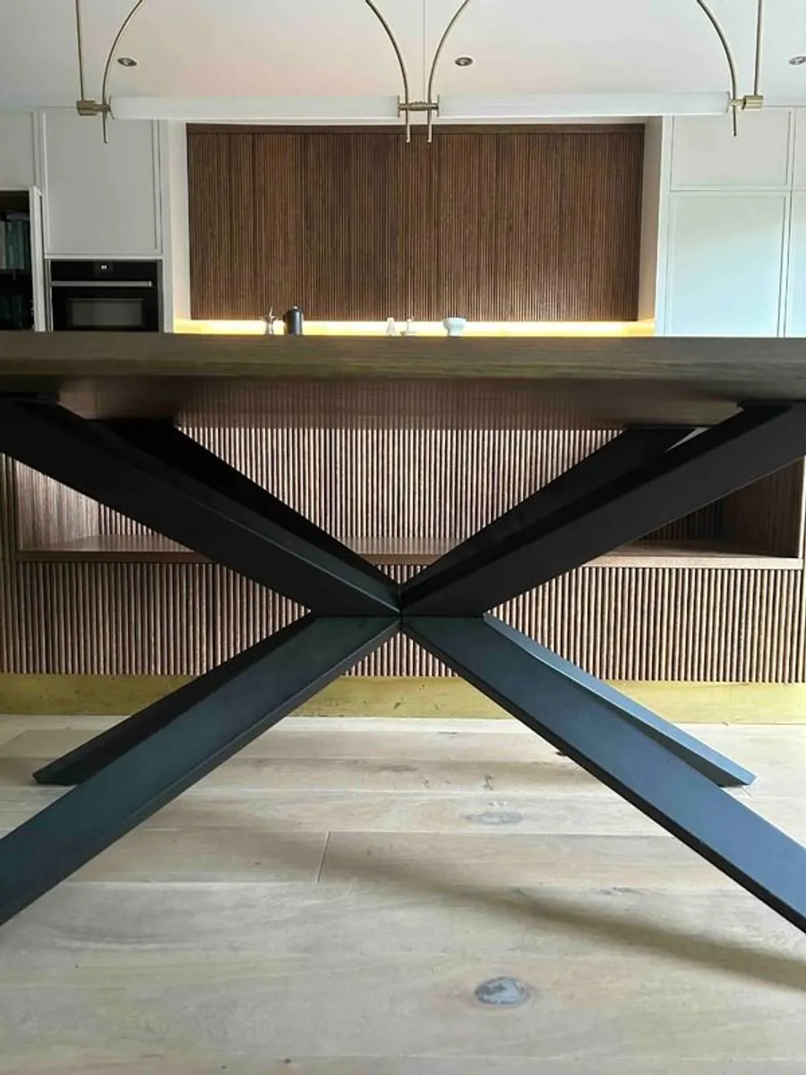Brown oak dining table - Image 4